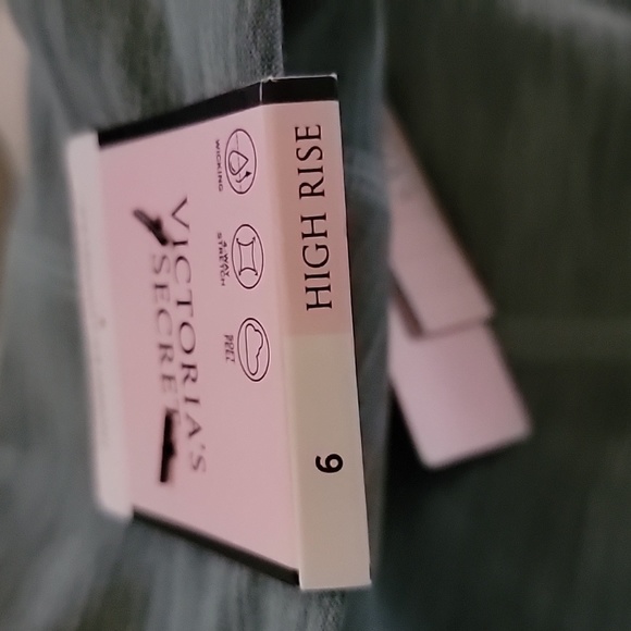 Victoria's Secret Incredible Essential Heathered Succulent Green HR Leggings 6 - Picture 12 of 12